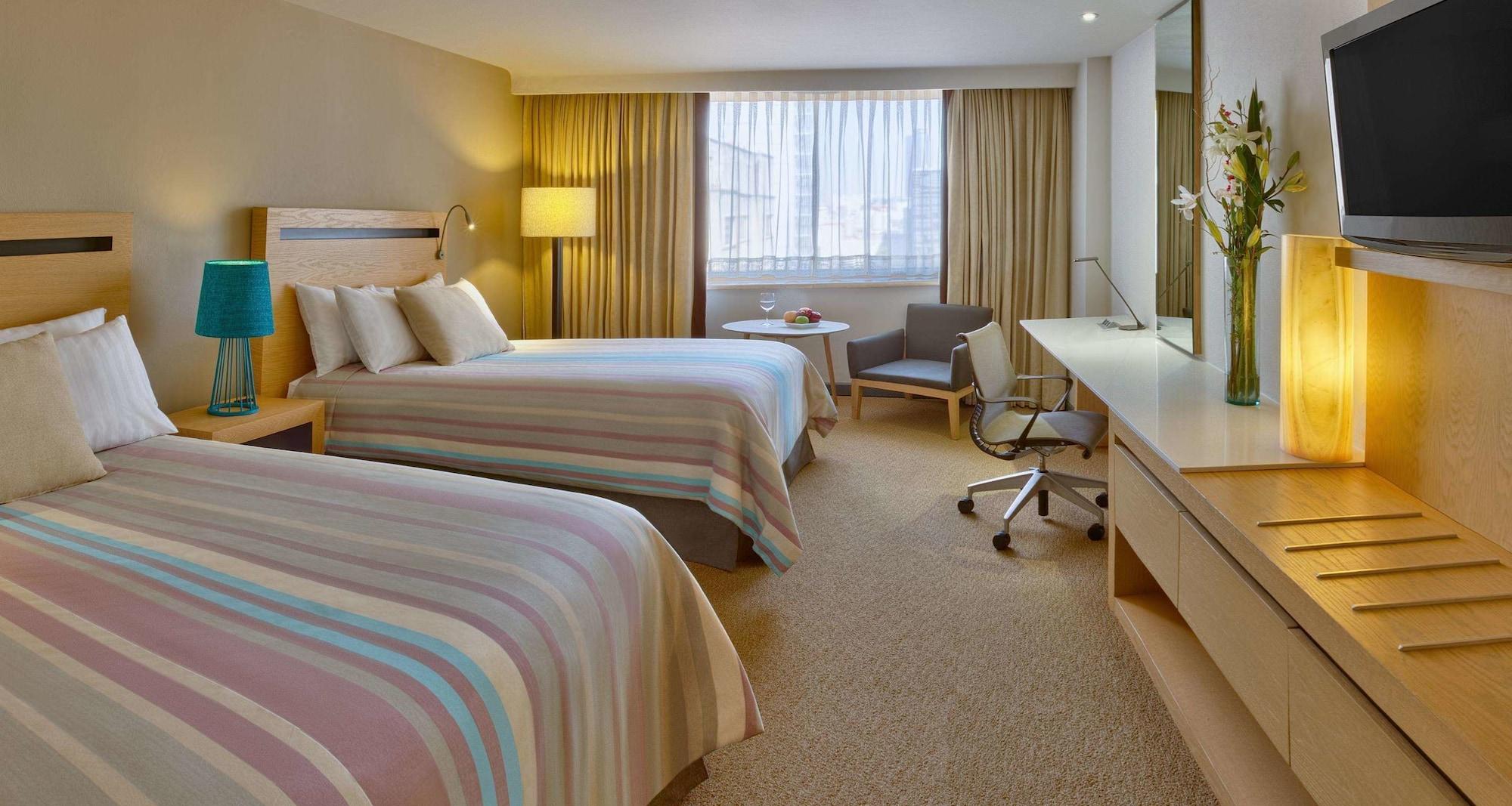 Galeria Plaza Reforma 4*