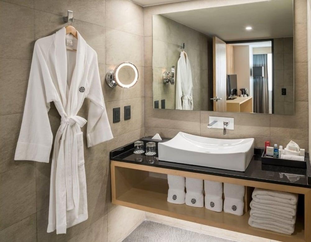 Hotel Galeria Plaza Reforma 4*