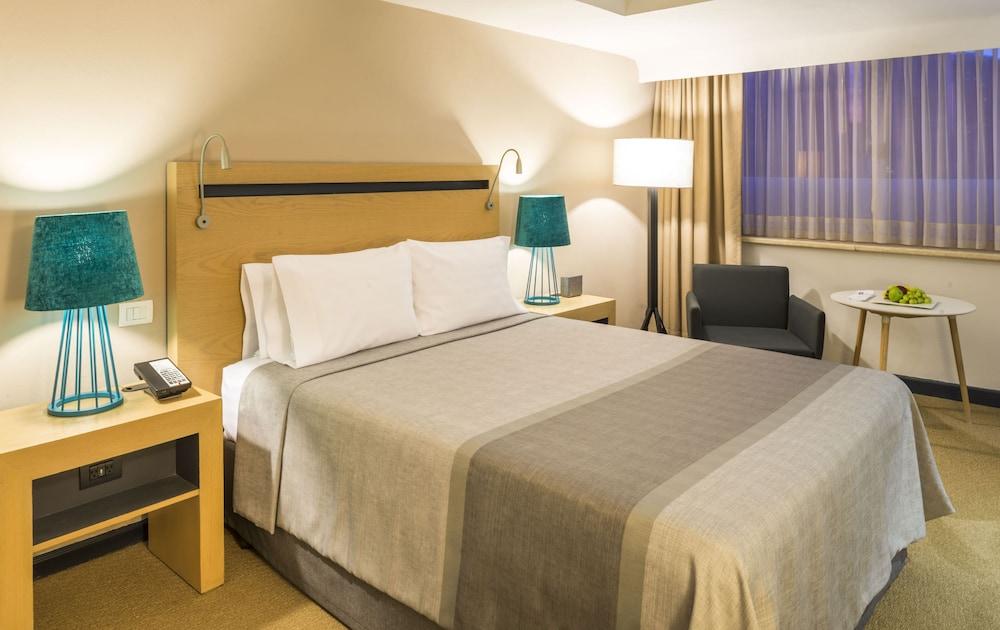 Hotel Galeria Plaza Reforma