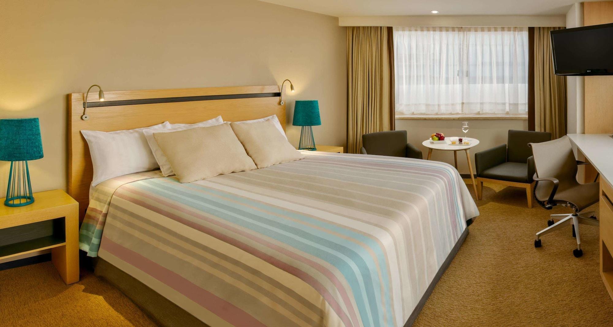 Galeria Plaza Reforma 4*